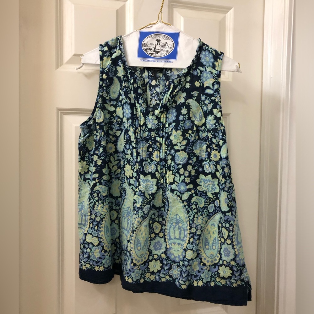 Talbots patterned sleeveless blouse navy & green v neck Sz LP petite